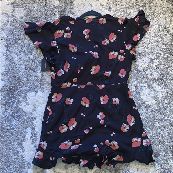 Romper - Picture 6 of 7